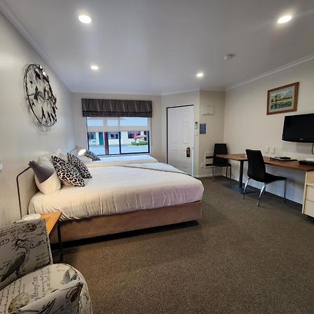 Asure Albert Park Motor Lodge 테 아와무투 외부 사진
